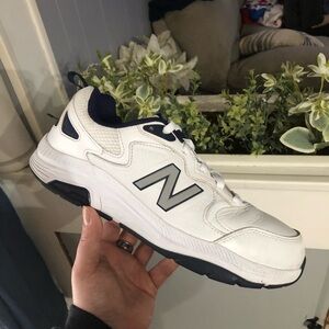 Men’s New Balance 857 White Navy ‘WIDE size 10.5